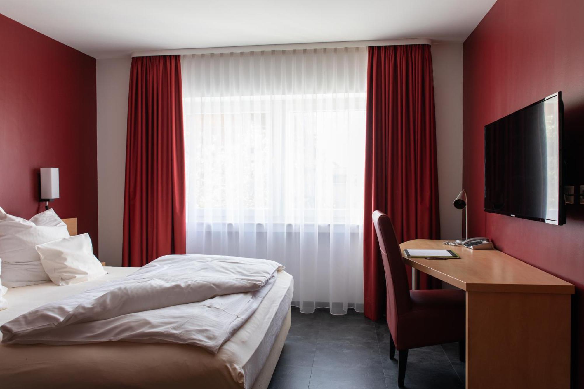 Mein Schlosshotel 호이젠슈탐 외부 사진