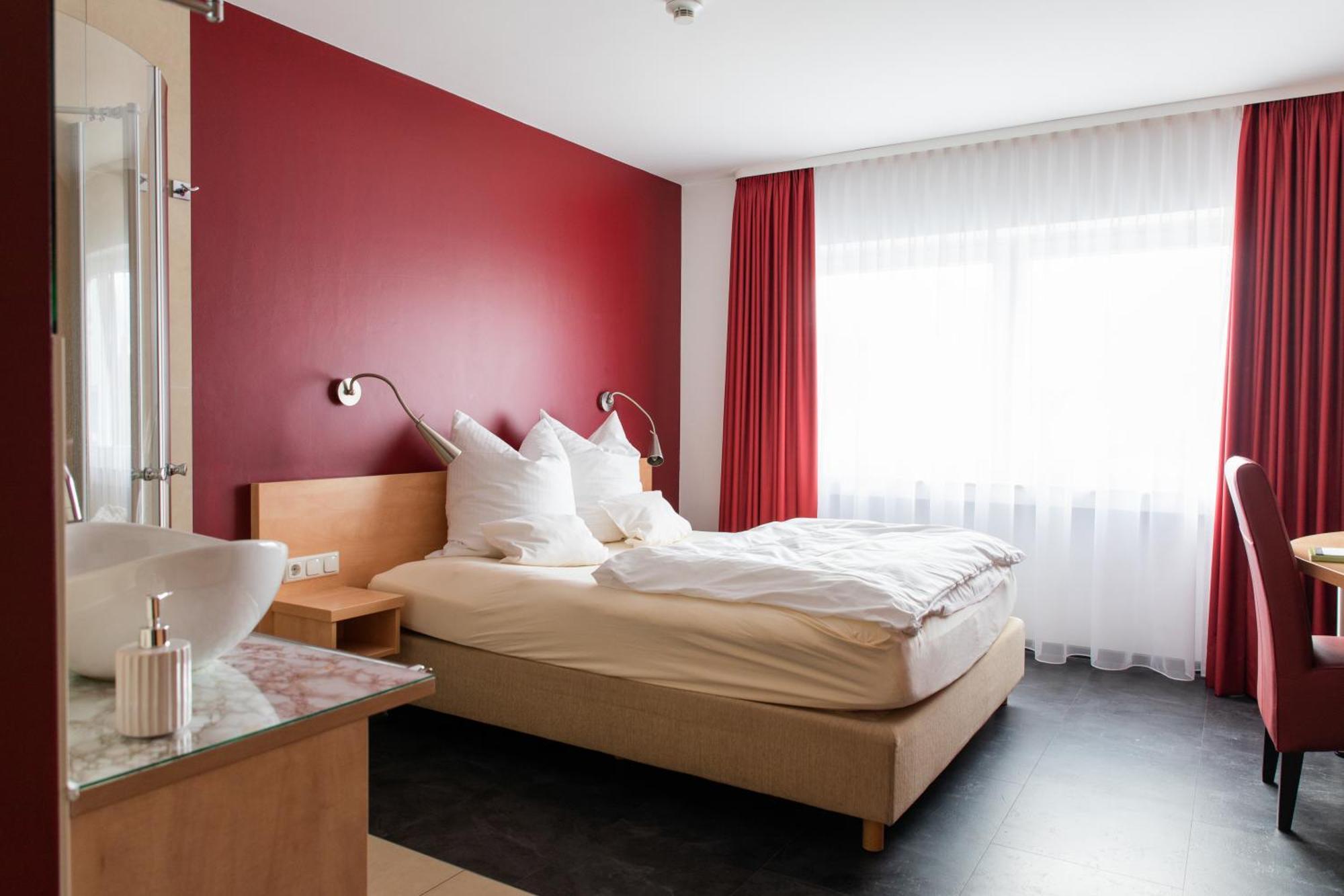 Mein Schlosshotel 호이젠슈탐 외부 사진