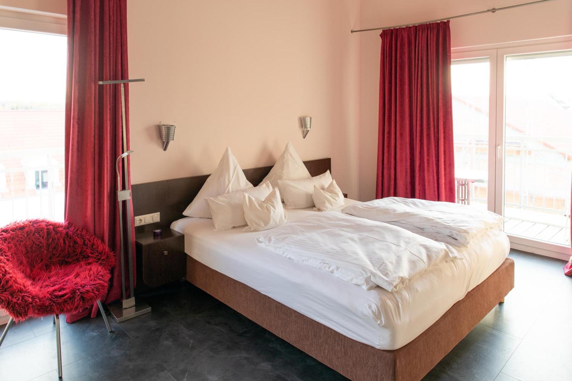 Mein Schlosshotel 호이젠슈탐 외부 사진