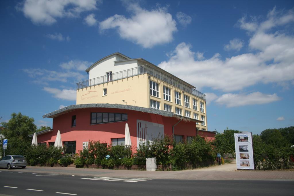 Mein Schlosshotel 호이젠슈탐 외부 사진
